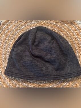 Men’s Under Armour Storm Heathered Black/Gray Fleece Beanie